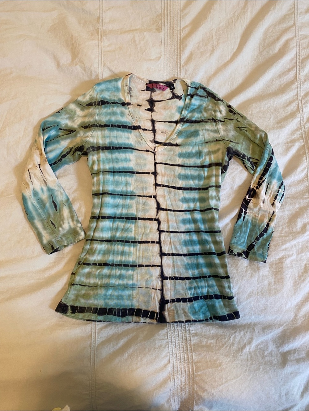 Y2K/90s Tie-Dye V-Neck Long Sleeve Top in Blue-Green
